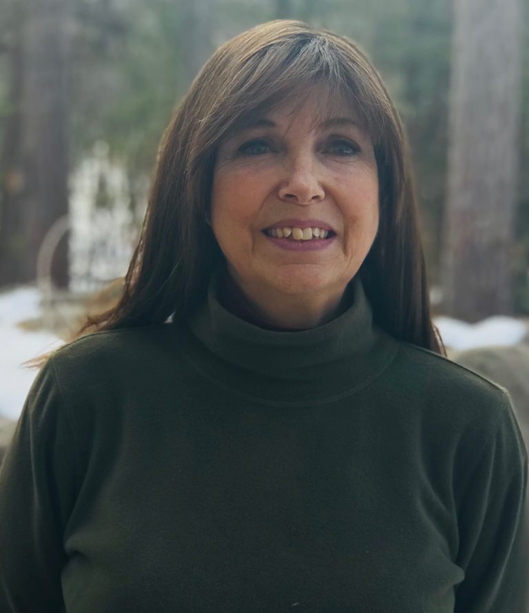 Anne-Weibel-768x889